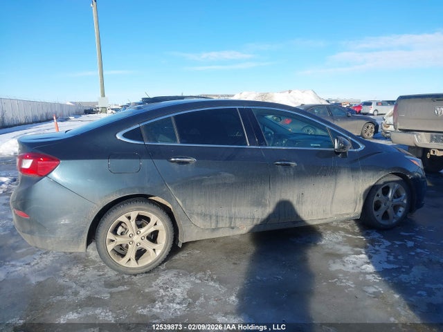 1G1BF5SM5J7111956 Chevrolet Cruze Premier Auto
