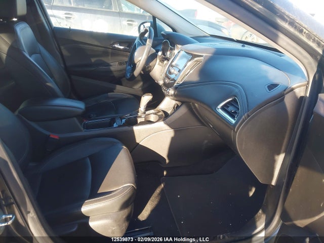 1G1BF5SM5J7111956 Chevrolet Cruze Premier Auto