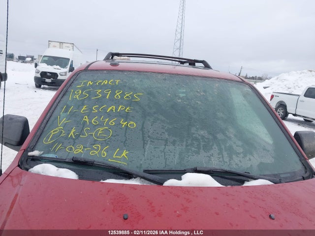 12539885 :رقم المزاد ، 1FMCU0DG8BKA64640 vin ، 2011 Ford Escape مزاد بيع