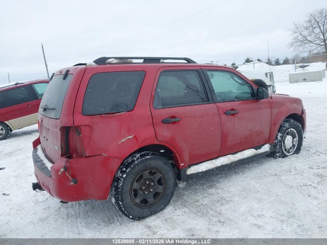 12539885 :رقم المزاد ، 1FMCU0DG8BKA64640 vin ، 2011 Ford Escape مزاد بيع