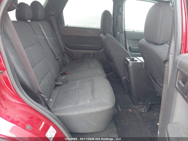 12539885 :رقم المزاد ، 1FMCU0DG8BKA64640 vin ، 2011 Ford Escape مزاد بيع
