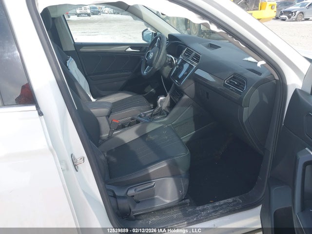 2023 Volkswagen Tiguan Comfortline მანქანა იყიდება აუქციონზე, vin: 3VVMB7AX5PM089024, აუქციონის ნომერი: 12539889