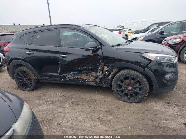 KM8J3CA29JU691242 Hyundai Tucson