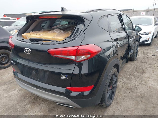 KM8J3CA29JU691242 Hyundai Tucson