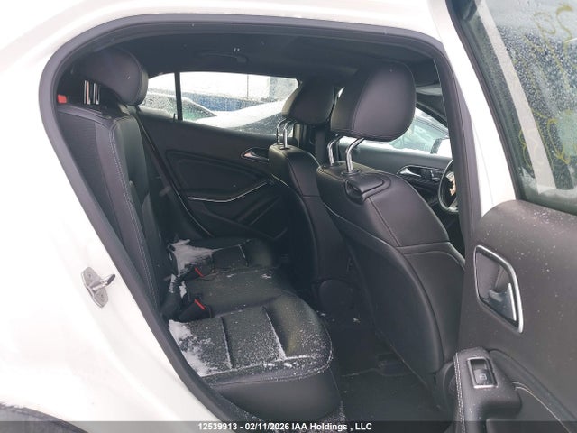 WDCTG4GB2JJ472133 Mercedes-Benz Gla 250 4matic