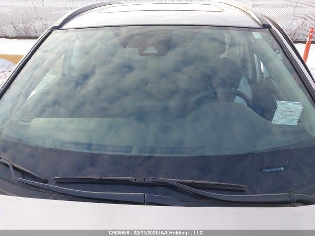 2T3RWRFV9NW132254 Toyota Rav4 Xle