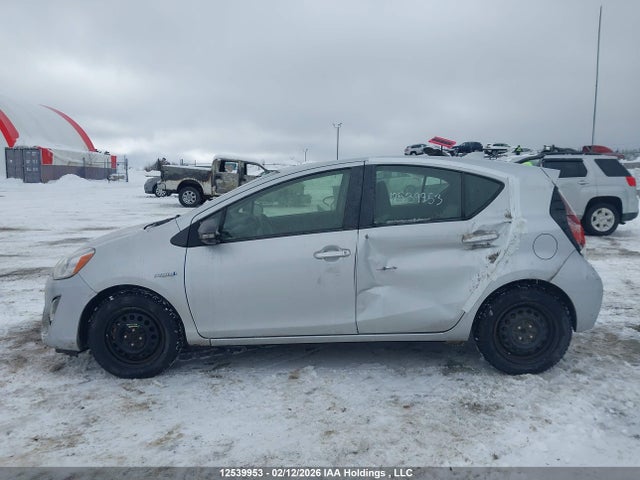 JTDKDTB33F1098773 Toyota Prius C Technology