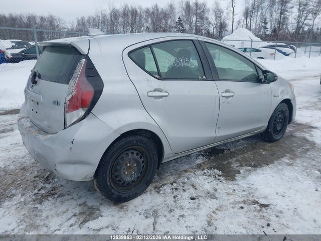 JTDKDTB33F1098773 Toyota Prius C Technology