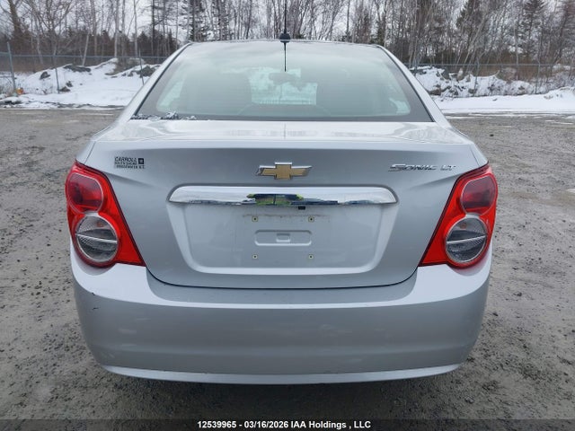 1G1JC5SH5F4116347 Chevrolet Sonic Lt Auto