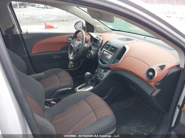 1G1JC5SH5F4116347 Chevrolet Sonic Lt Auto