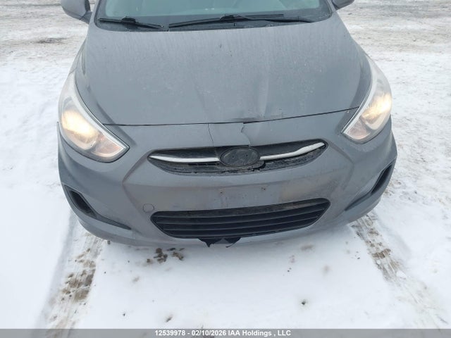KMHCT4AE1FU826813 Hyundai ACCENT GL