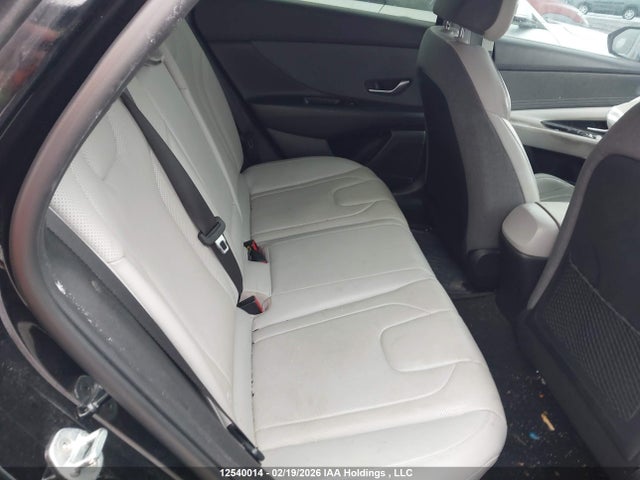 KMHLN4AG7PU400704 Hyundai Elantra Luxury Ivt With Two-tone Interior
