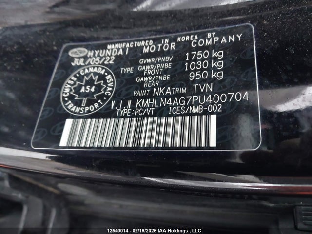 KMHLN4AG7PU400704 Hyundai Elantra Luxury Ivt With Two-tone Interior