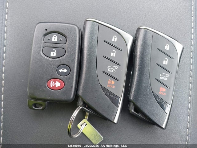 12540016 :رقم المزاد ، 2T2BCMEA2RC013663 vin ، 2024 Lexus Rx 500h مزاد بيع