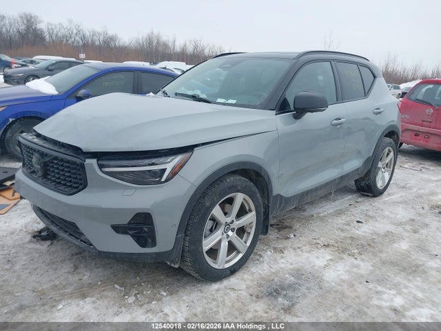 YV4L12UD8T2691089 Volvo Xc40 Black Edition Ultra
