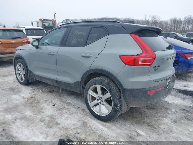 YV4L12UD8T2691089 Volvo Xc40 Black Edition Ultra