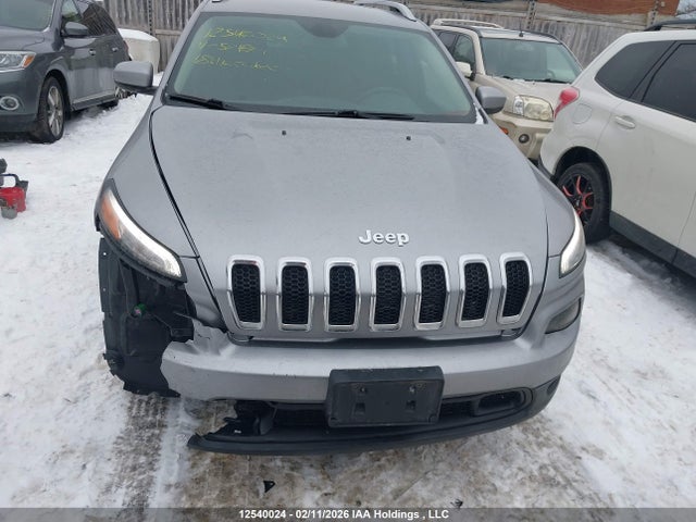 1C4PJMCX3JD581869 Jeep Cherokee North