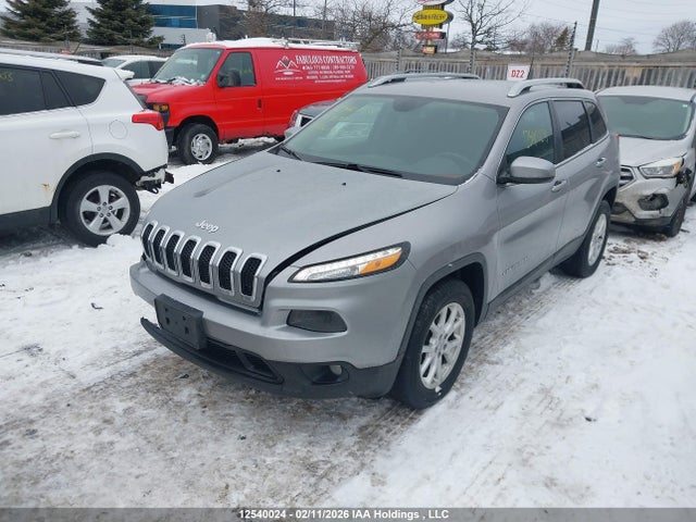 1C4PJMCX3JD581869 Jeep Cherokee North