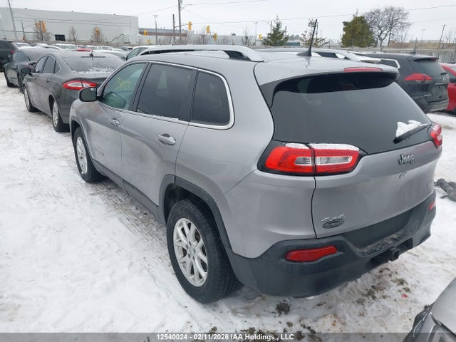 1C4PJMCX3JD581869 Jeep Cherokee North