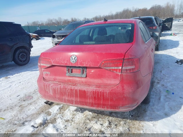 3VW2K7AJ8FM248244 Volkswagen JETTA S
