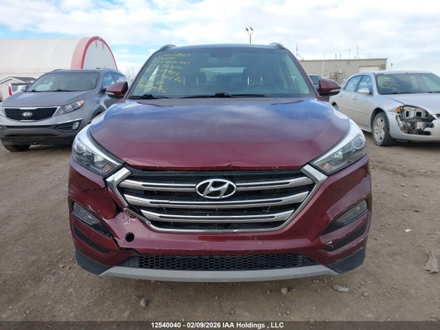 KM8J3CA23HU377922 Hyundai Tucson Limited