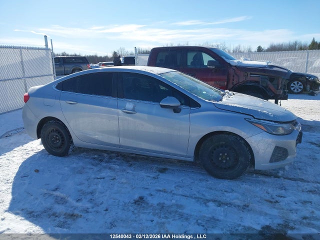 Chevrolet Cruze 2019 1G1BE5SM2K7143252 Image 14