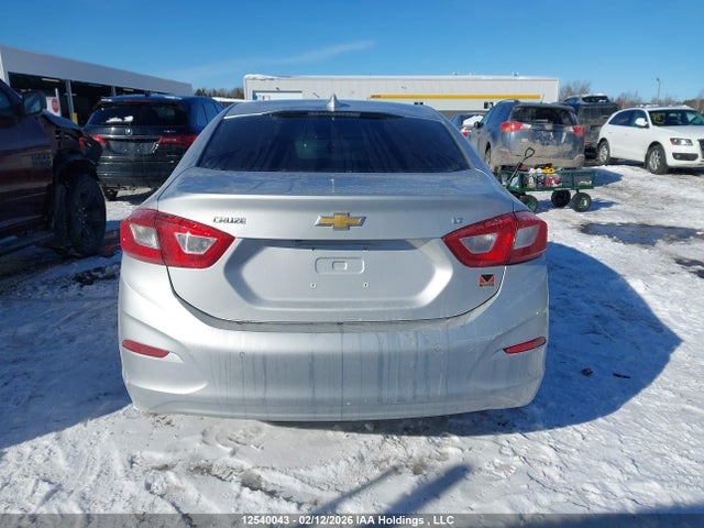 Chevrolet Cruze 2019 1G1BE5SM2K7143252 Image 17