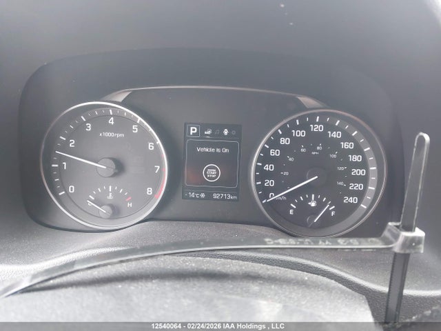 KMHD84LF6HU269752 Hyundai Elantra Gls