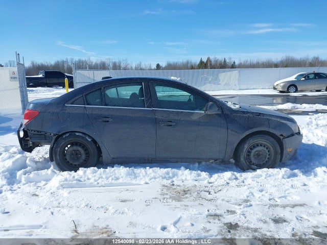 1G1PE5SB1G7102302 Chevrolet Cruze