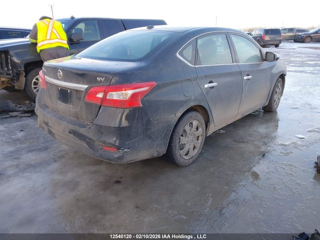 Продажа на аукционе авто 2017 Nissan Sentra, vin: 3N1AB7AP0HL679580, номер лота: 12540120