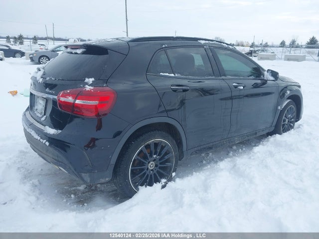 WDCTG4GBXKJ628792 Mercedes-Benz Gla 250 4matic