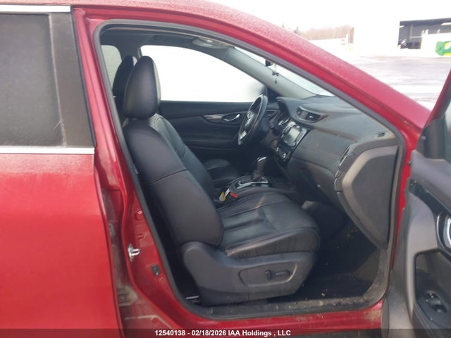 5N1AT2MV7KC809215 Nissan Rogue