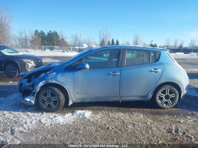 1N4AZ0CP8EC330189 Nissan Leaf S/sv/sl