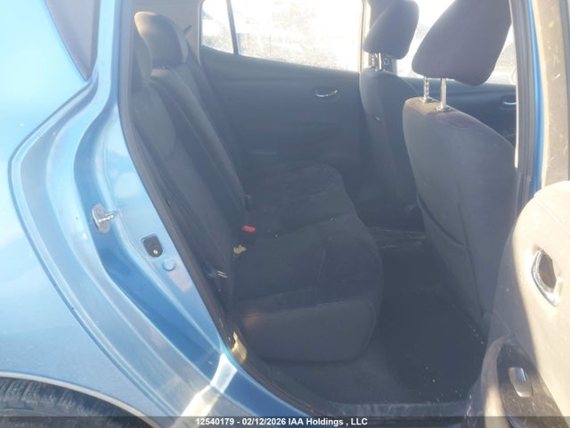1N4AZ0CP8EC330189 Nissan Leaf S/sv/sl