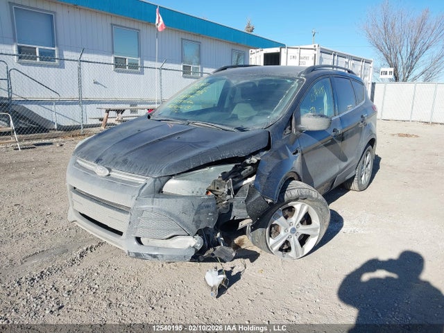1FMCU9GX2FUA33149 Ford ESCAPE SE