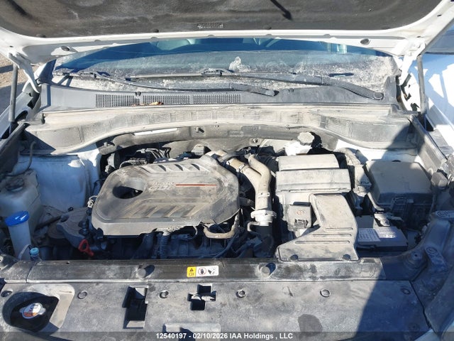 5XYZUDLA3HG471556 Hyundai SANTA FE SPORT