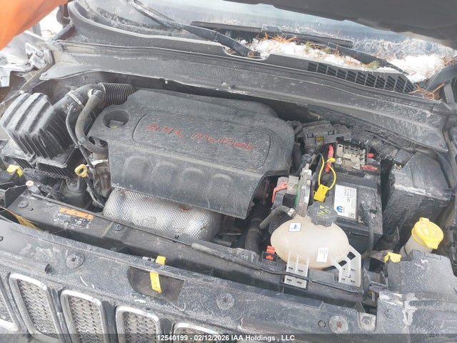 ZACCJAAB3HPG28463 Jeep Renegade Sport