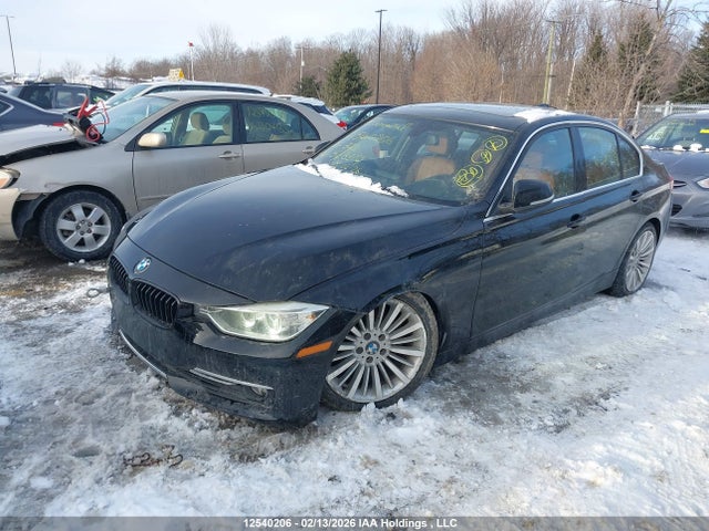 BMW 328i Xdrive 2015 WBA3B3C5XFF548302 Image 2