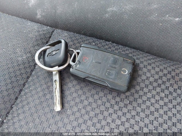 1GCVKREC0FZ185128 Chevrolet Silverado 1500 1lt/2lt