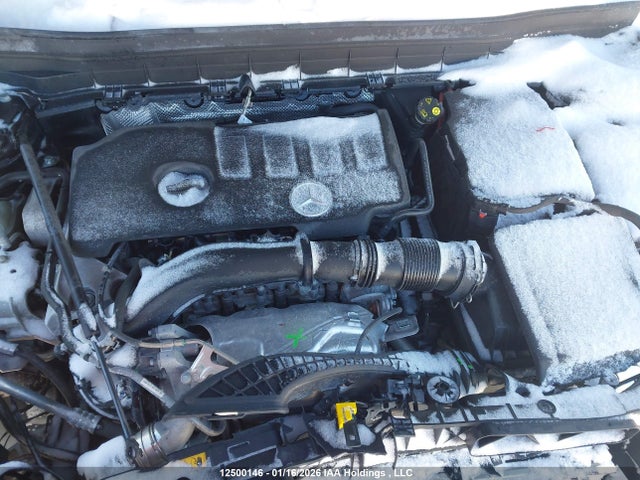 W1N4M4HB8NW237268 Mercedes-Benz Glb 250 4matic