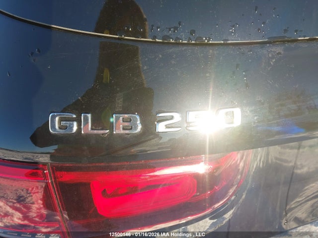 W1N4M4HB8NW237268 Mercedes-Benz Glb 250 4matic