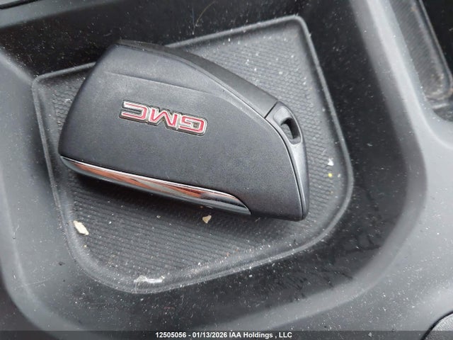 1GTUUCED8PZ237778 GMC Sierra 1500 Elevation