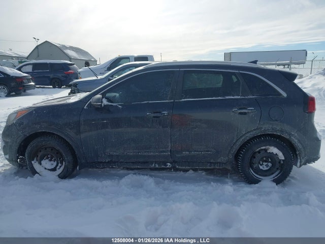 KNDCC3LC8J5128938 KIA Niro Ex/ex Premium