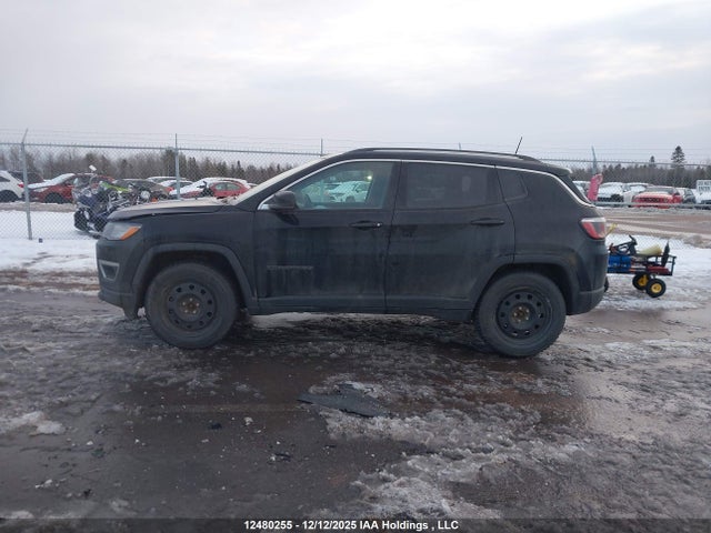 Jeep Compass Limited 2019 3C4NJDCB5KT759689 Image 14