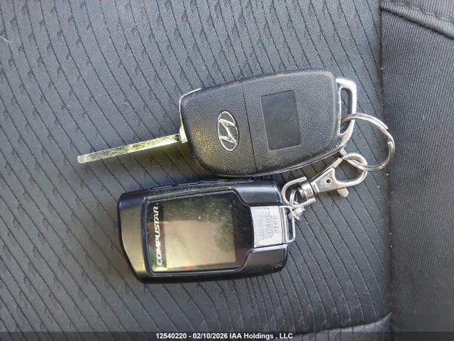 5XYZUDLB9GG307266 Hyundai Santa Fe Sport 2.4 Premium