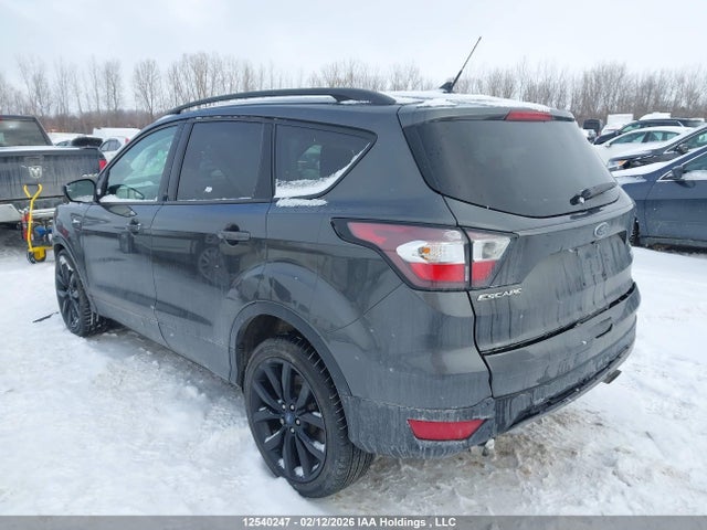 1FMCU0GD0JUD31306 Ford ESCAPE SE