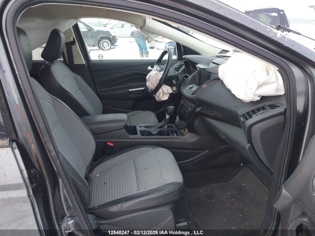 1FMCU0GD0JUD31306 Ford ESCAPE SE