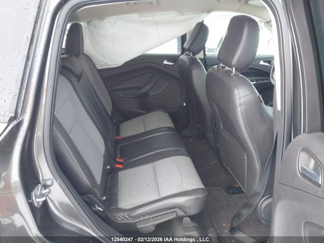 1FMCU0GD0JUD31306 Ford ESCAPE SE