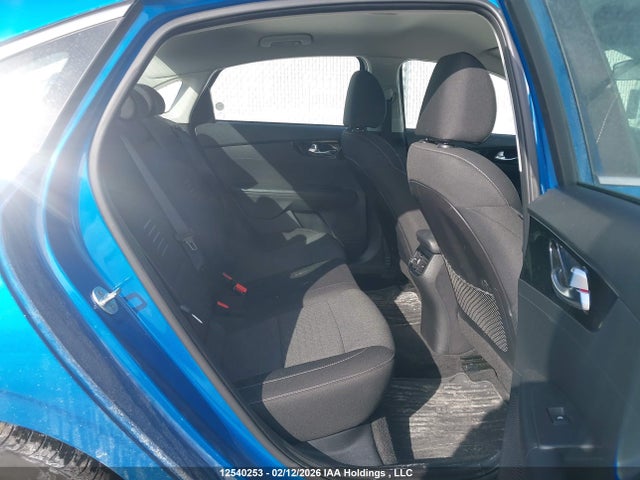 3KPF54AD3ME383899 KIA FORTE EX