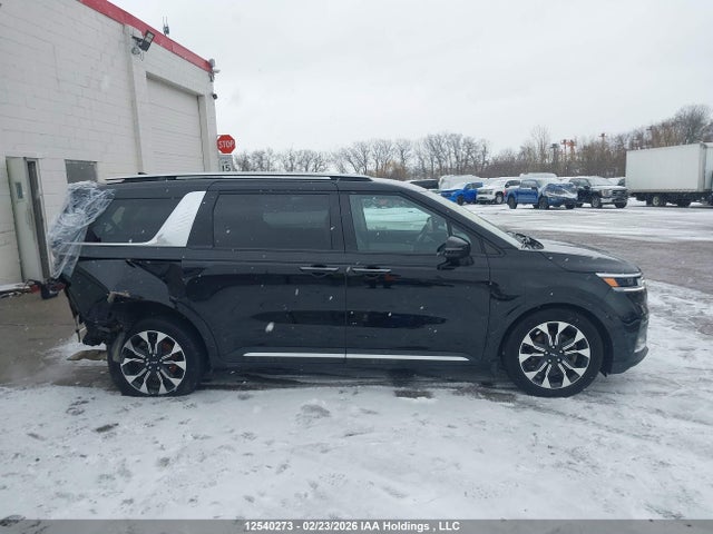 KNDNC5H36N6098674 KIA Carnival Ex